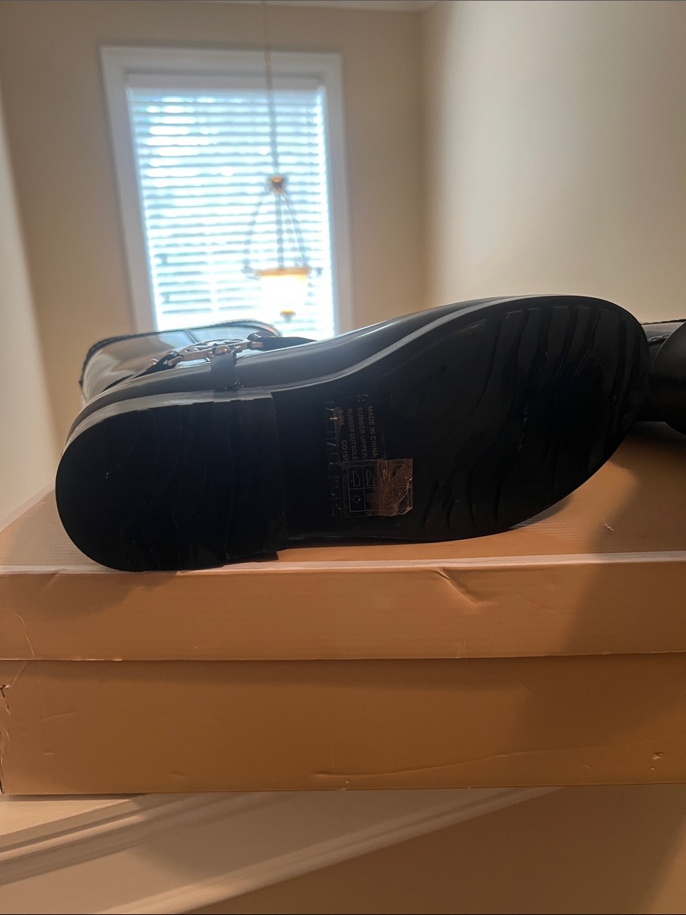 Michael Kors Black Logo, Glossy Tall Women's Boot. EXCELLENT CONDITION. Size: 9 - Picture 8 of 11
